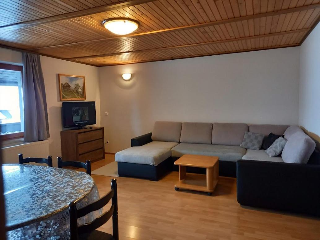 Apartma Kramar Podkoren Кранська Гора Екстер'єр фото